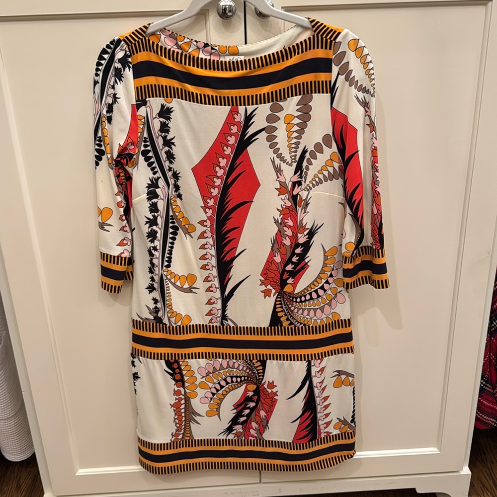 Mod dress with 3/4 sleeves